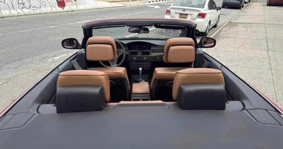 2012 BMW E93 335i Convertible - Image 4 of 5