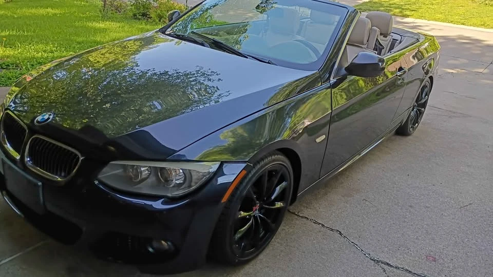 2012 BMW E93 335i Convertible - Image 4 of 9