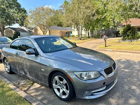 2012 BMW 3 Series 335i Convertible 2D