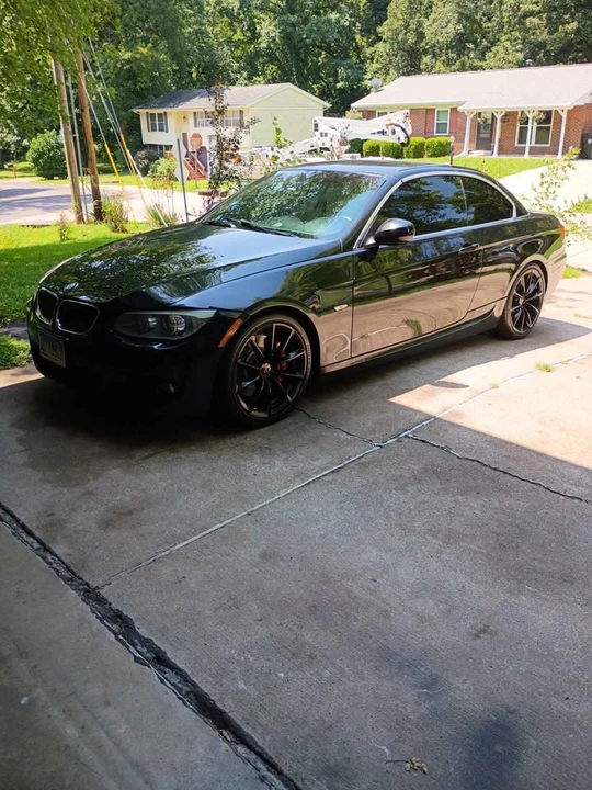 2012 BMW E93 335i Convertible - Image 3 of 9