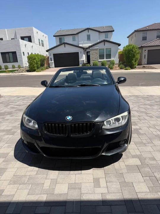 2012 BMW E93 335i Convertible - Image 6 of 12