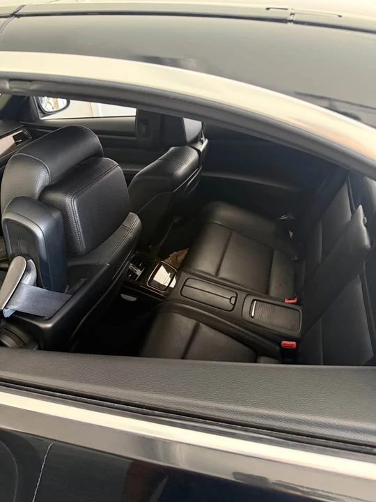 2012 BMW E93 335i Convertible - Image 9 of 12