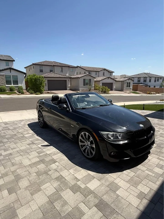 2012 BMW E93 335i Convertible - Image 3 of 12