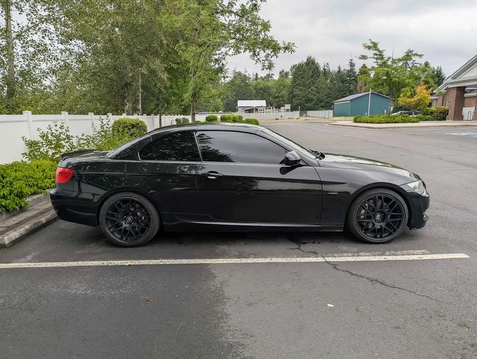 2012 BMW E93 335i Convertible - Image 8 of 20