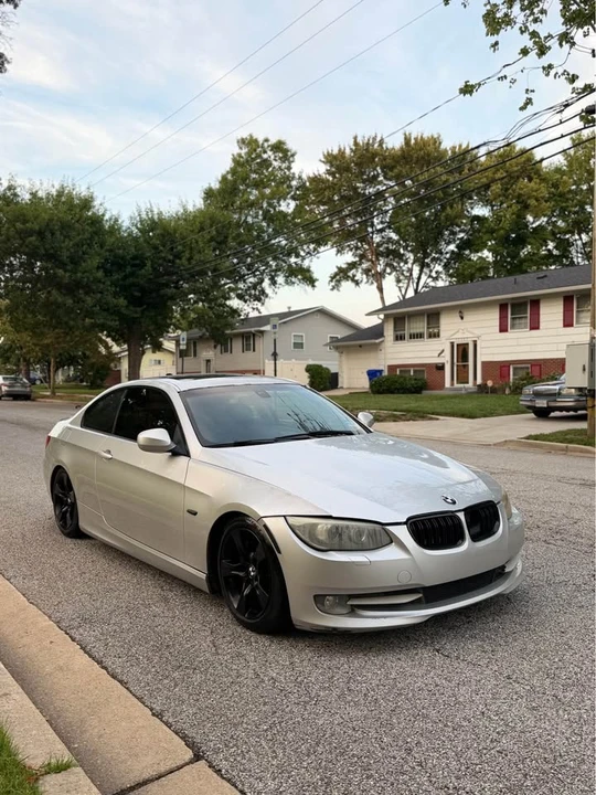 2012 BMW E92 335i Coupe - Image 2 of 11