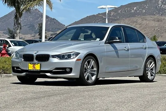 2012 BMW 3 Series 335i Sedan RWD