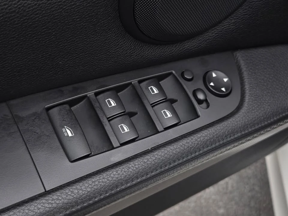 2012 BMW E92 335i Coupe - Image 11 of 20