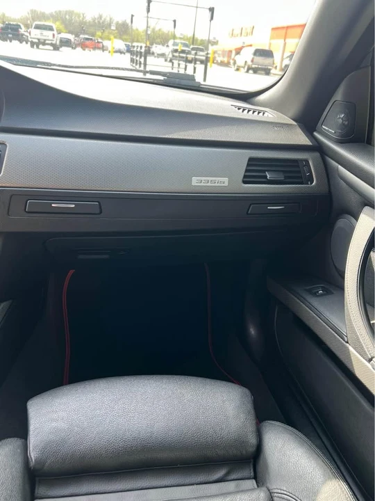 2012 BMW E93 335i Convertible - Image 7 of 11