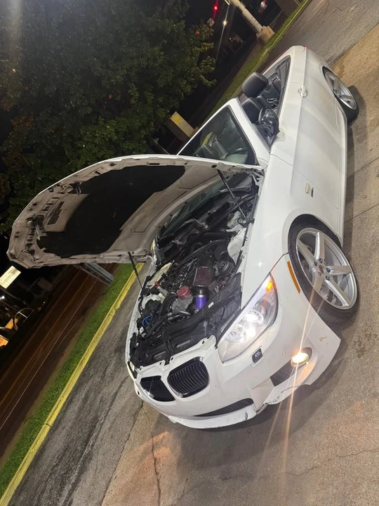 2012 BMW E93 335i Convertible - Image 7 of 11