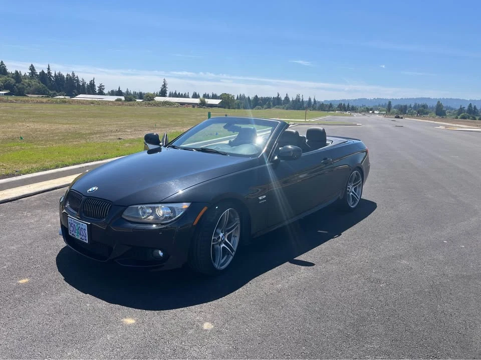 2012 BMW E93 335i Convertible - Image 6 of 8
