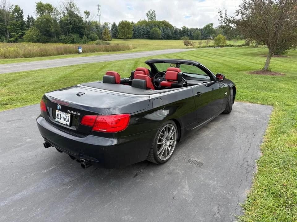 2012 BMW E93 335i Convertible - Image 2 of 20