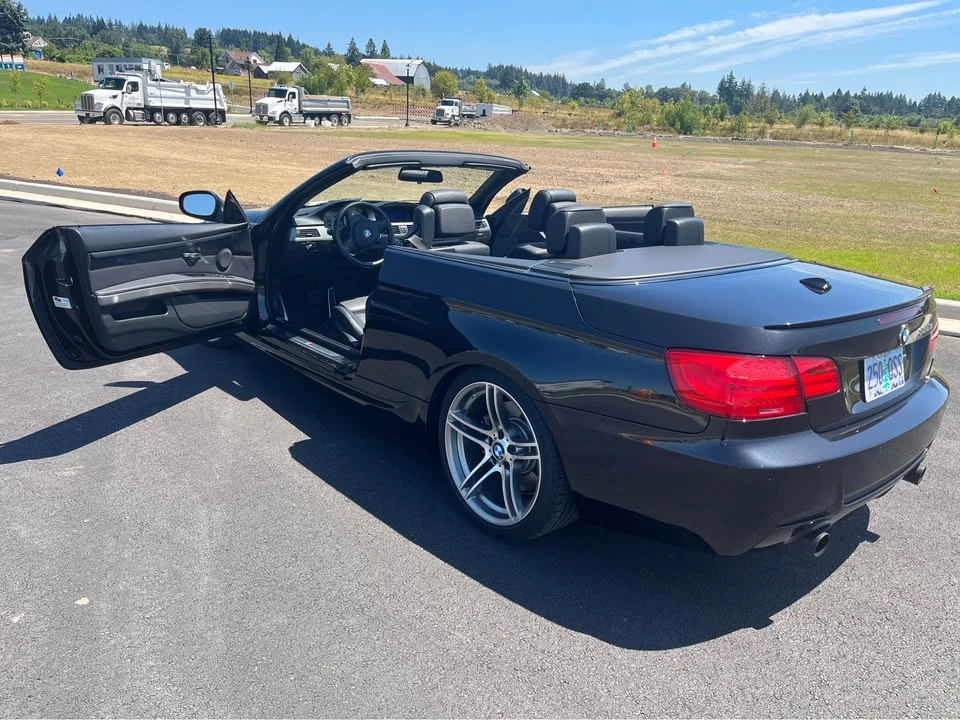 2012 BMW E93 335i Convertible - Image 7 of 8