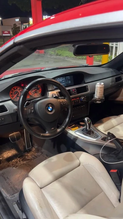 2012 BMW E93 335i Convertible - Image 3 of 3