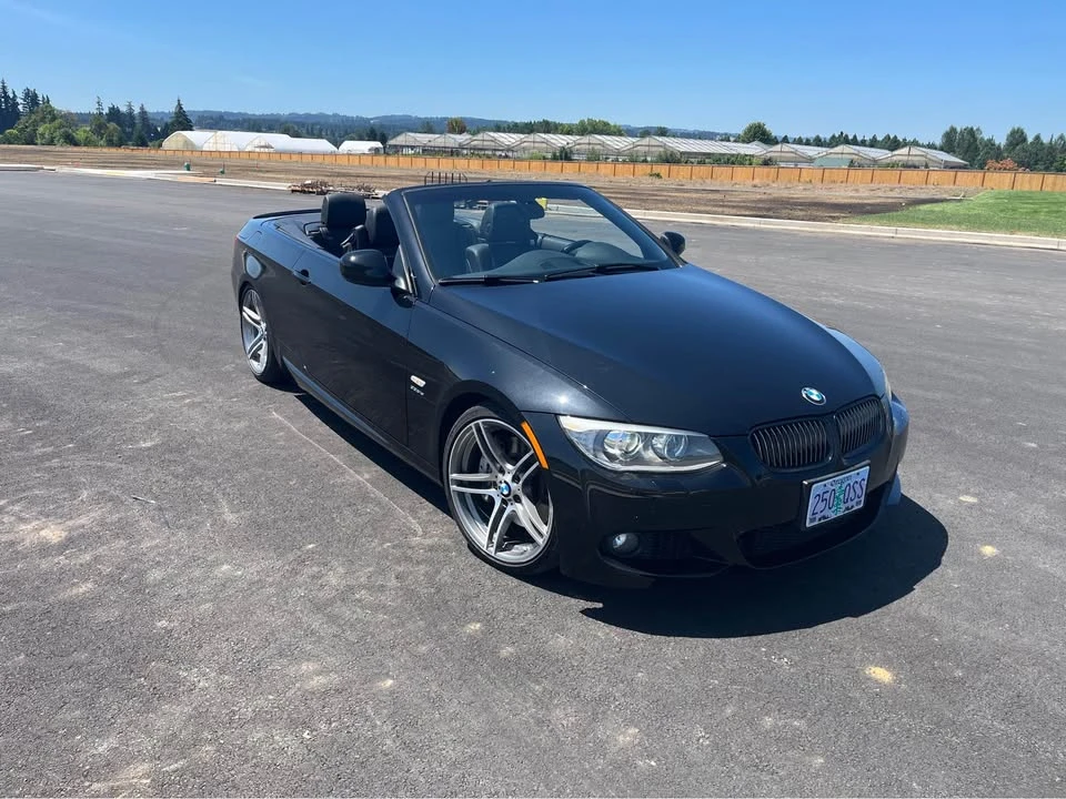 2012 BMW E93 335i Convertible - Image 3 of 8