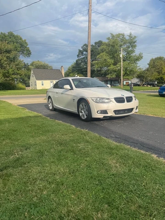 2012 BMW E92 335i Coupe - Image 2 of 9