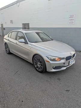 2012 BMW 3 Series 320i