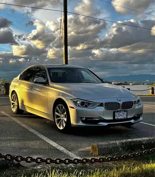 2012 BMW 3 Series 328i