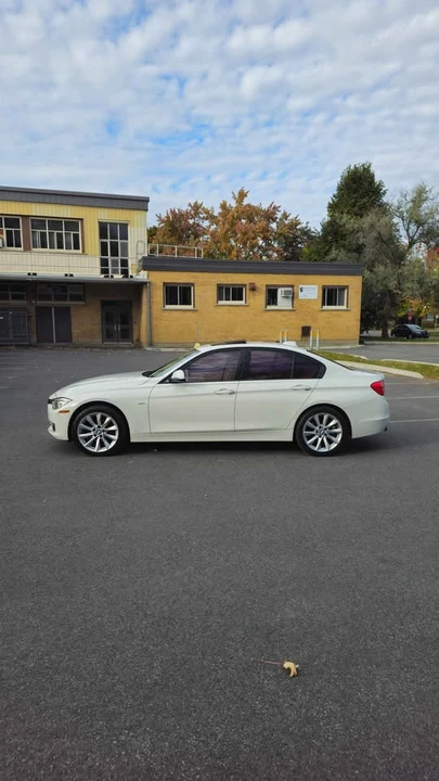 2012 BMW 3 Series - Image 3 of 8