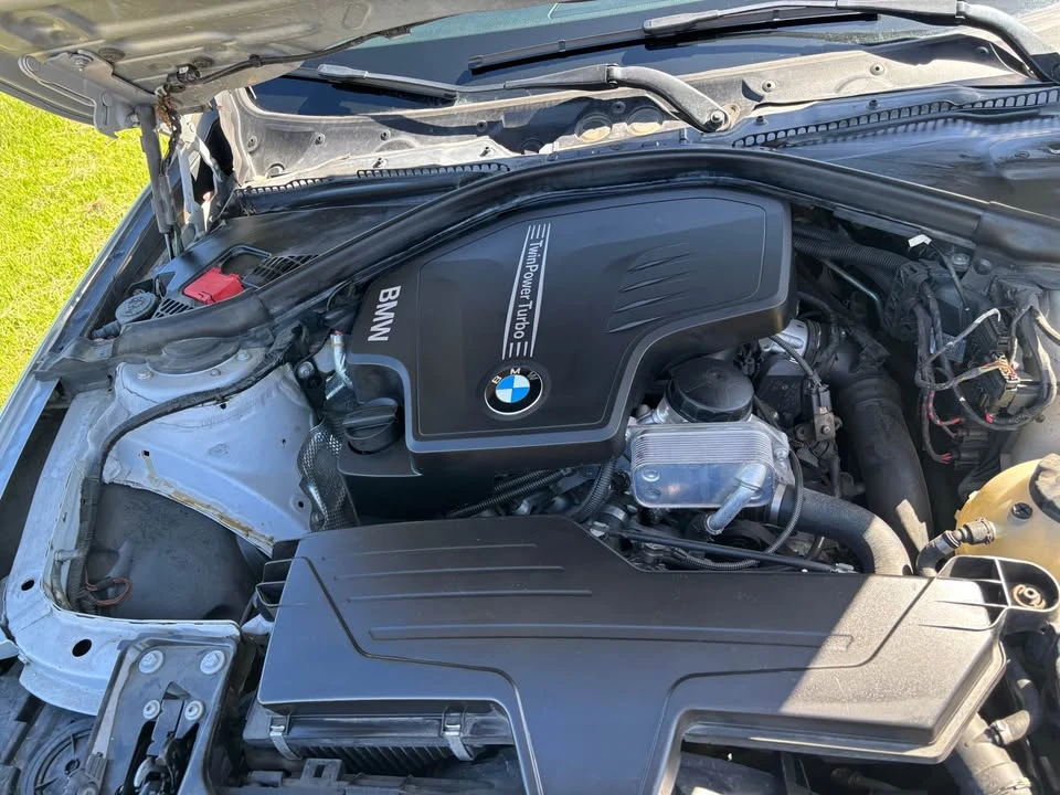 2012 BMW 3 Series - Image 9 of 11