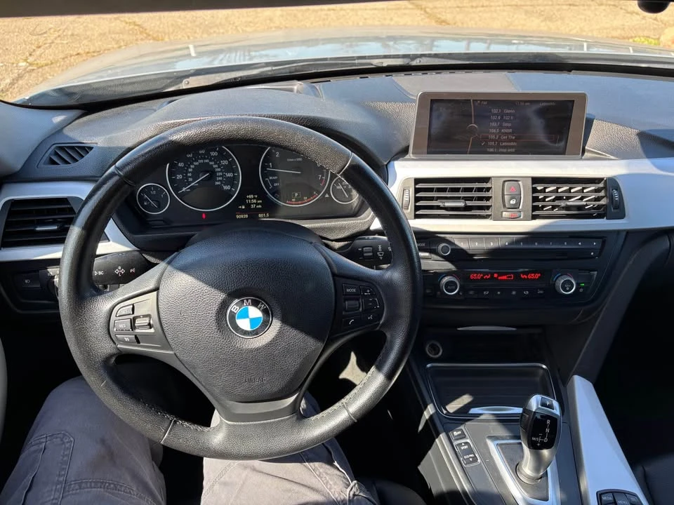 2012 BMW 3 Series - Image 8 of 11