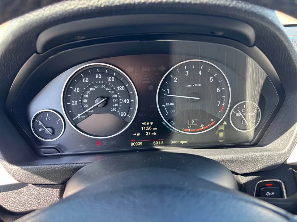 2012 BMW 3 Series - Image 10 of 11