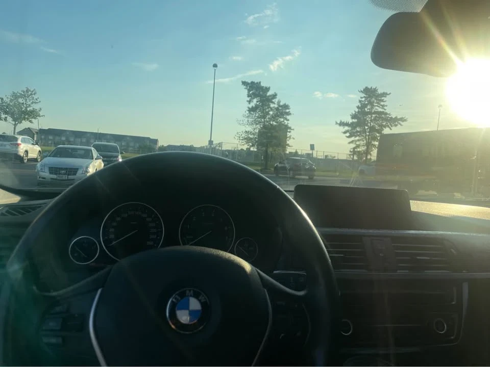 2012 BMW 3 Series - Image 4 of 11