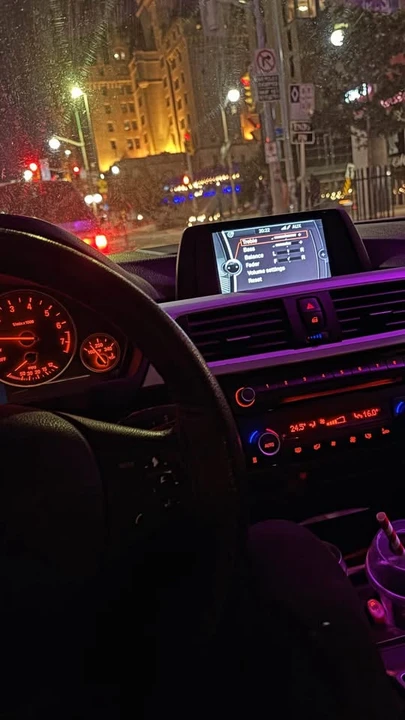 2012 BMW 3 Series - Image 14 of 16
