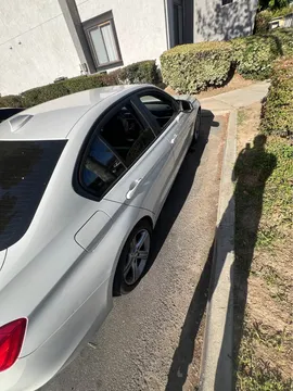 2012 BMW 3 Series 318i Sedan