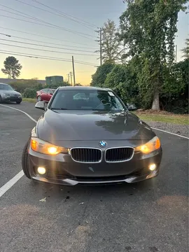 2012 BMW 3 Series 325i Sedan