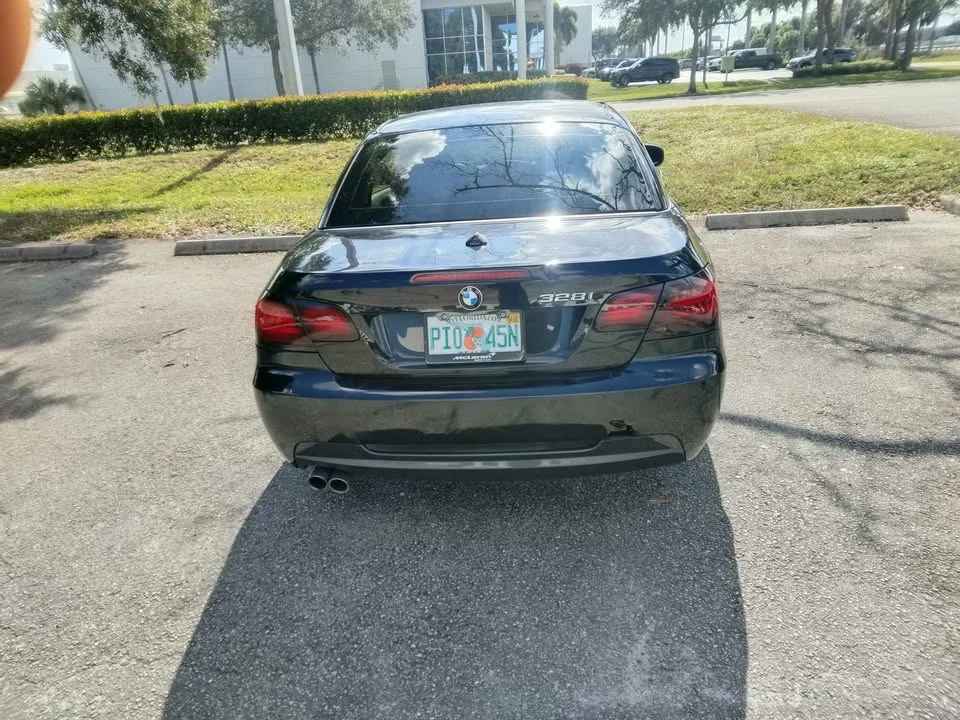 2012 BMW E93 3 Series Convertible - Image 5 of 9