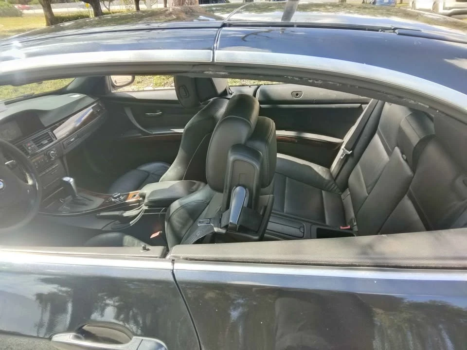 2012 BMW E93 3 Series Convertible - Image 4 of 9