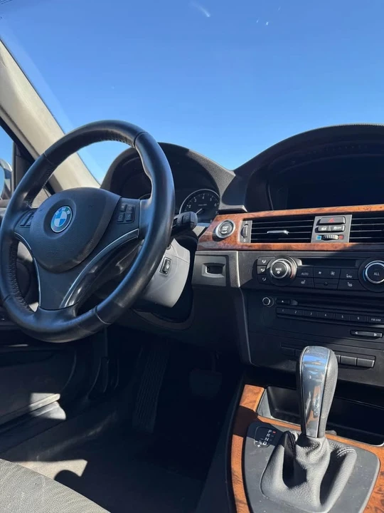 2012 BMW E92 3 Series Coupe - Image 14 of 17
