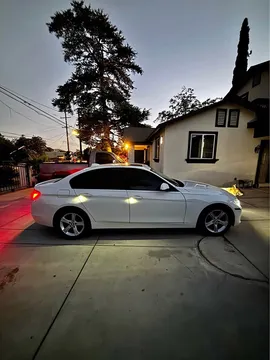 2012 BMW 3 Series 328i xDrive Sedan
