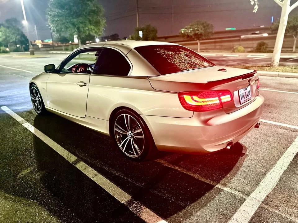2012 BMW E93 335i Convertible - Image 3 of 12