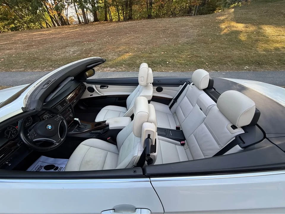 2012 BMW E93 335i Convertible - Image 6 of 16