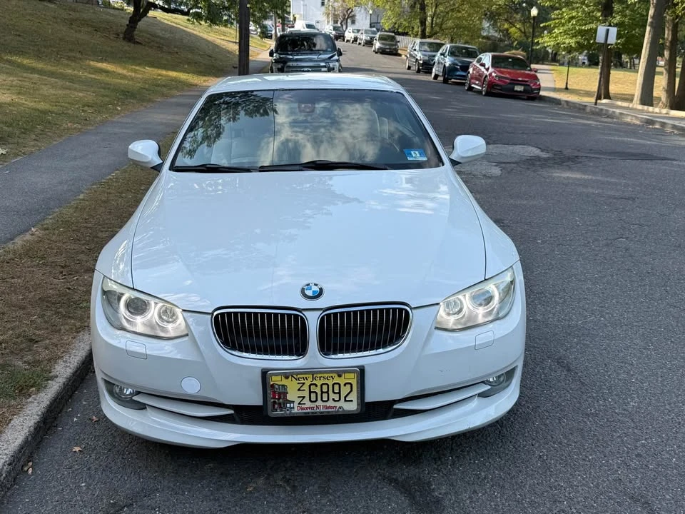2012 BMW E93 335i Convertible - Image 14 of 16
