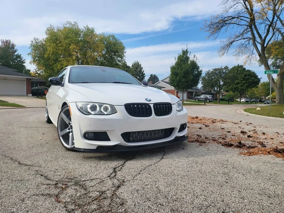 2012 BMW E93 335i Convertible - Image 10 of 13