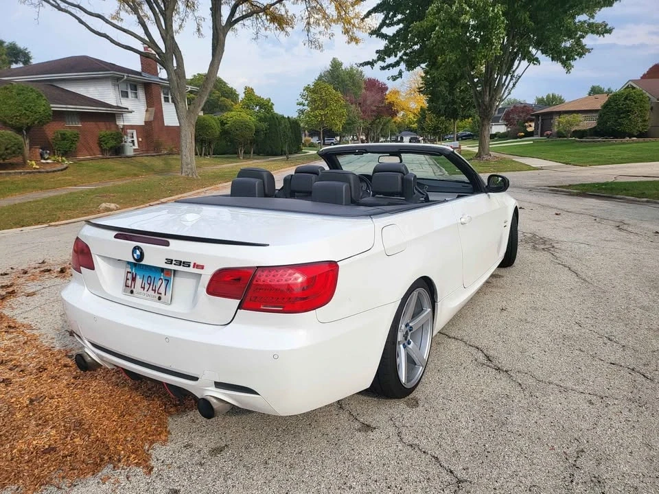 2012 BMW E93 335i Convertible - Image 2 of 13