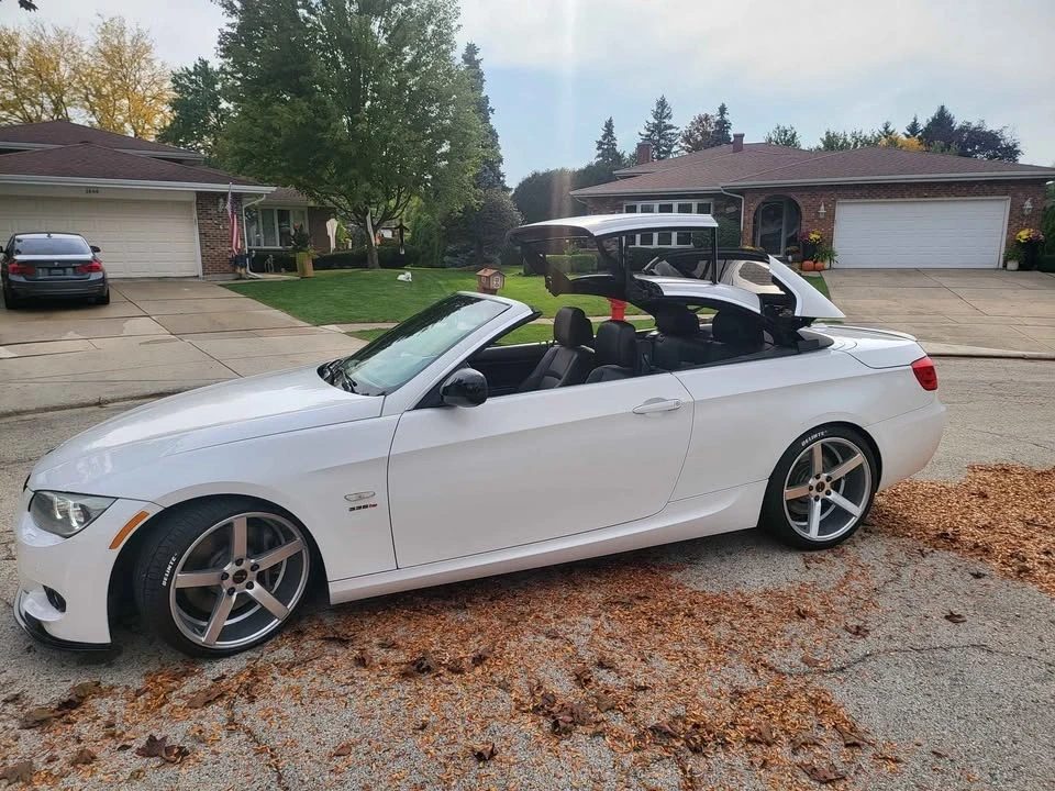2012 BMW E93 335i Convertible - Image 5 of 13