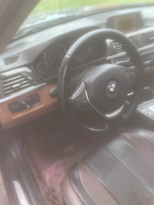 2012 BMW 3 Series - Image 4 of 5