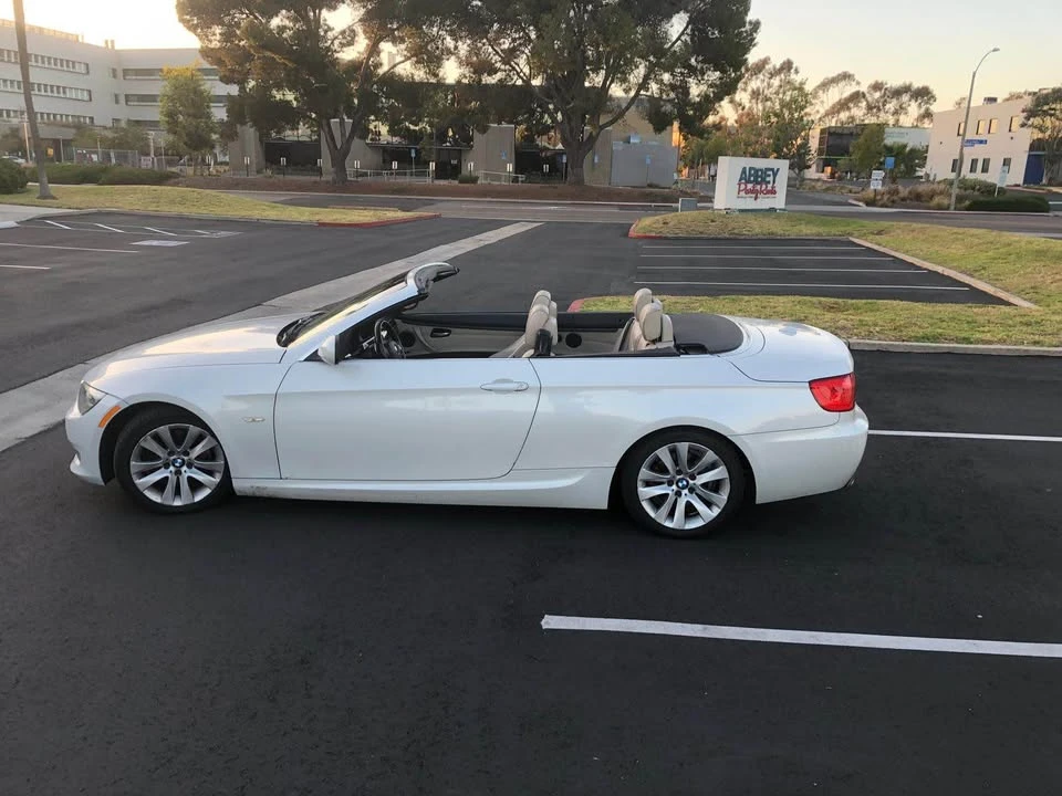 2012 BMW E93 3 Series Convertible - Image 8 of 12