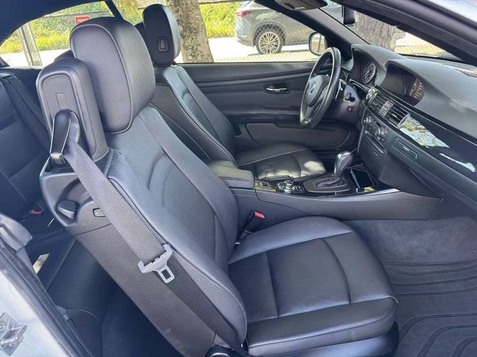 2012 BMW E93 3 Series Convertible - Image 15 of 18