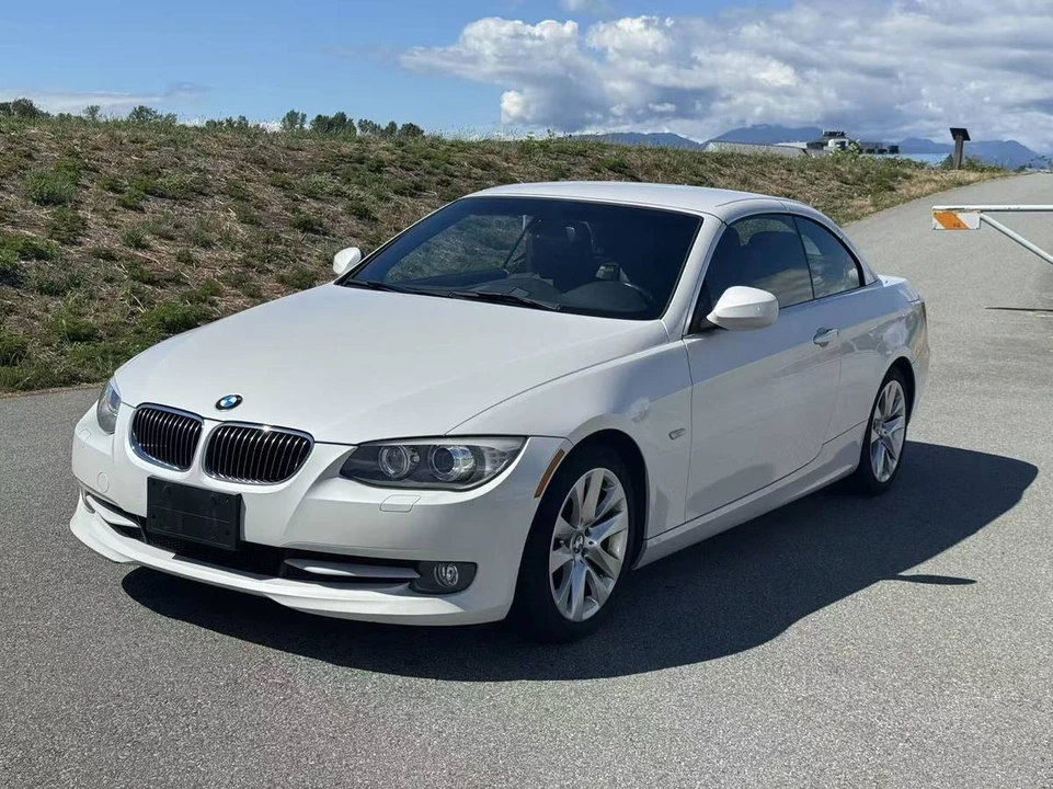 2012 BMW E93 3 Series Convertible - Image 9 of 18