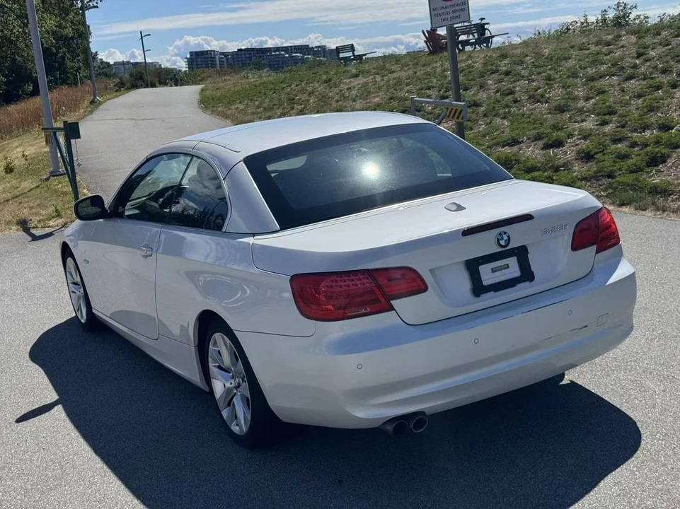 2012 BMW E93 3 Series Convertible - Image 11 of 18