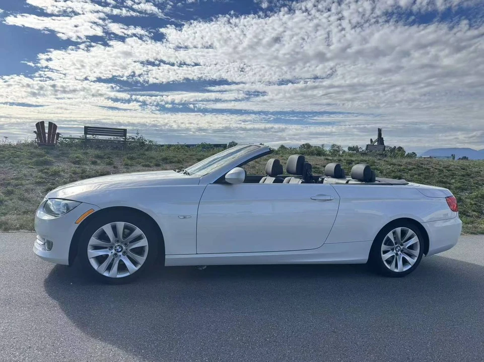 2012 BMW E93 3 Series Convertible - Image 4 of 18
