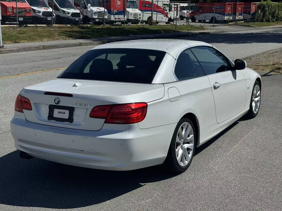 2012 BMW E93 3 Series Convertible - Image 12 of 18