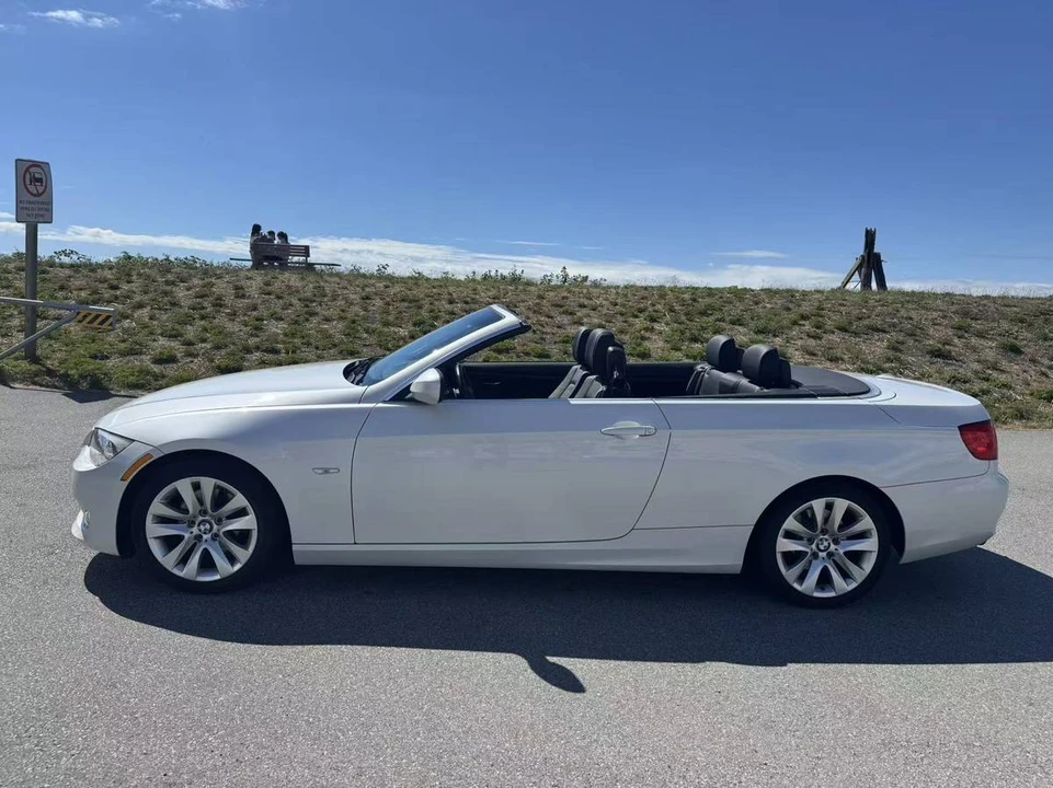 2012 BMW E93 3 Series Convertible - Image 5 of 18