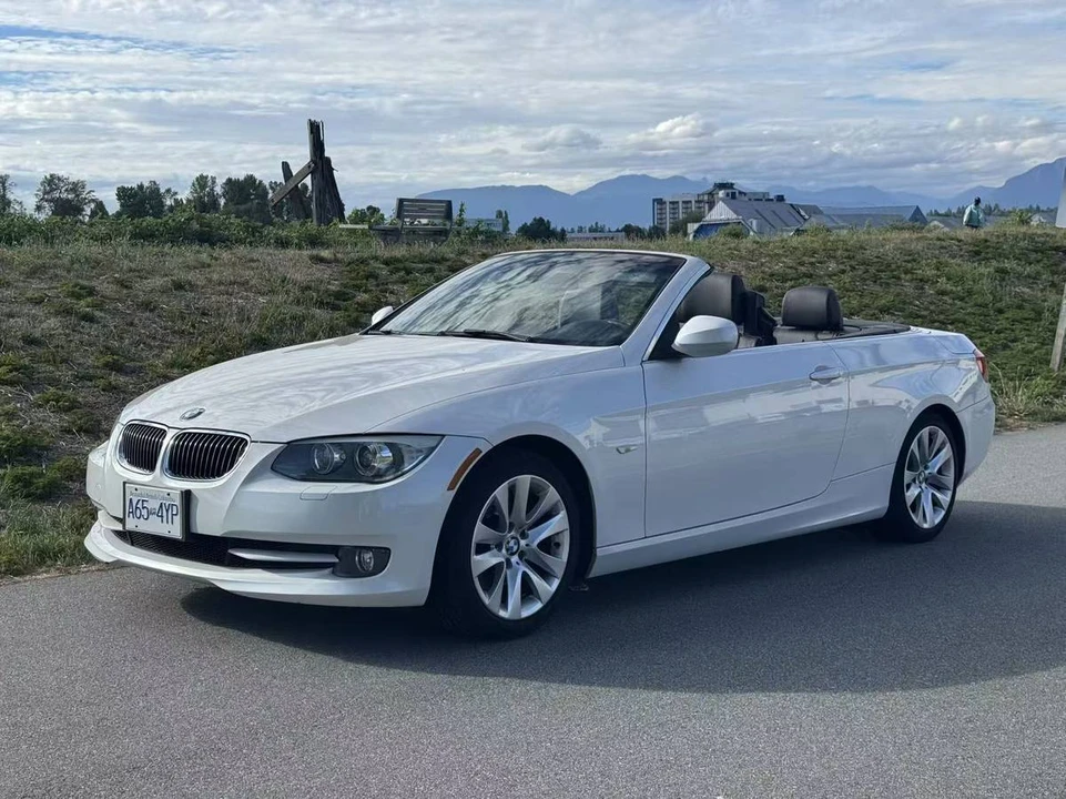 2012 BMW E93 3 Series Convertible - Image 2 of 18