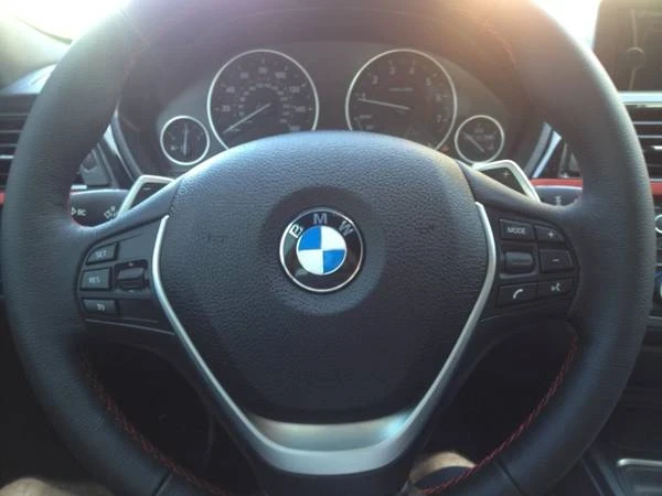 2012 BMW 3 Series - Image 3 of 3
