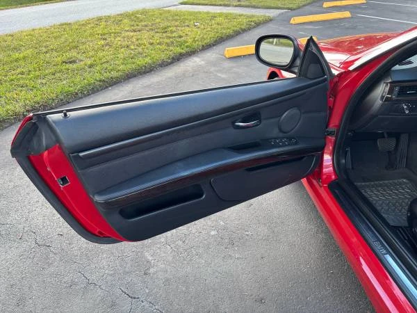 2012 BMW E93 3 Series Convertible - Image 14 of 21